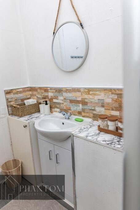 Complex Suite Glasgow Ngoại thất bức ảnh